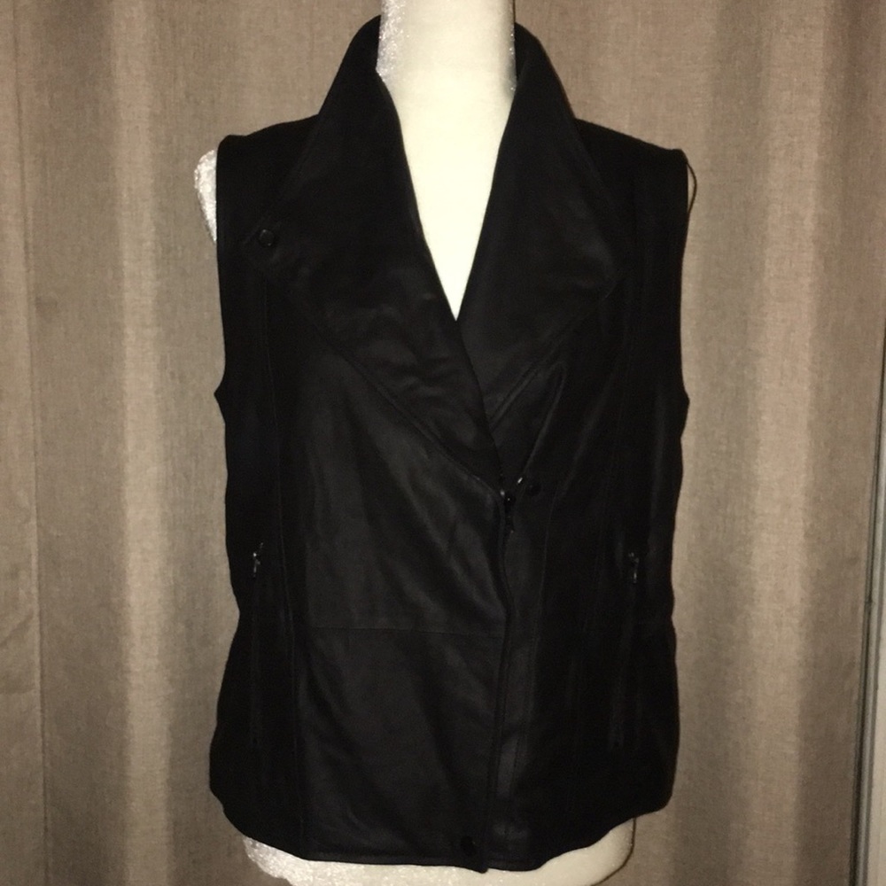 VINCE 100% Leather Vest Size Medium